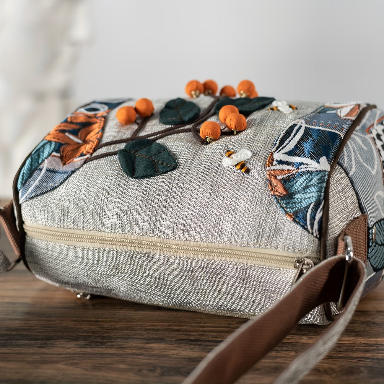 Randomly Cropped Bohemian Handmade Bee Persimmon Ball Shoulder Bag