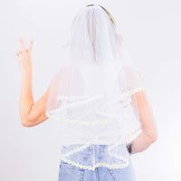 Daisy Trim 90's Bachelorette Party Veil