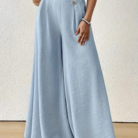 Elegant And Loose-Fitting Bell-Bottom Pants