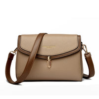 A New Fashionable Women's Handbag