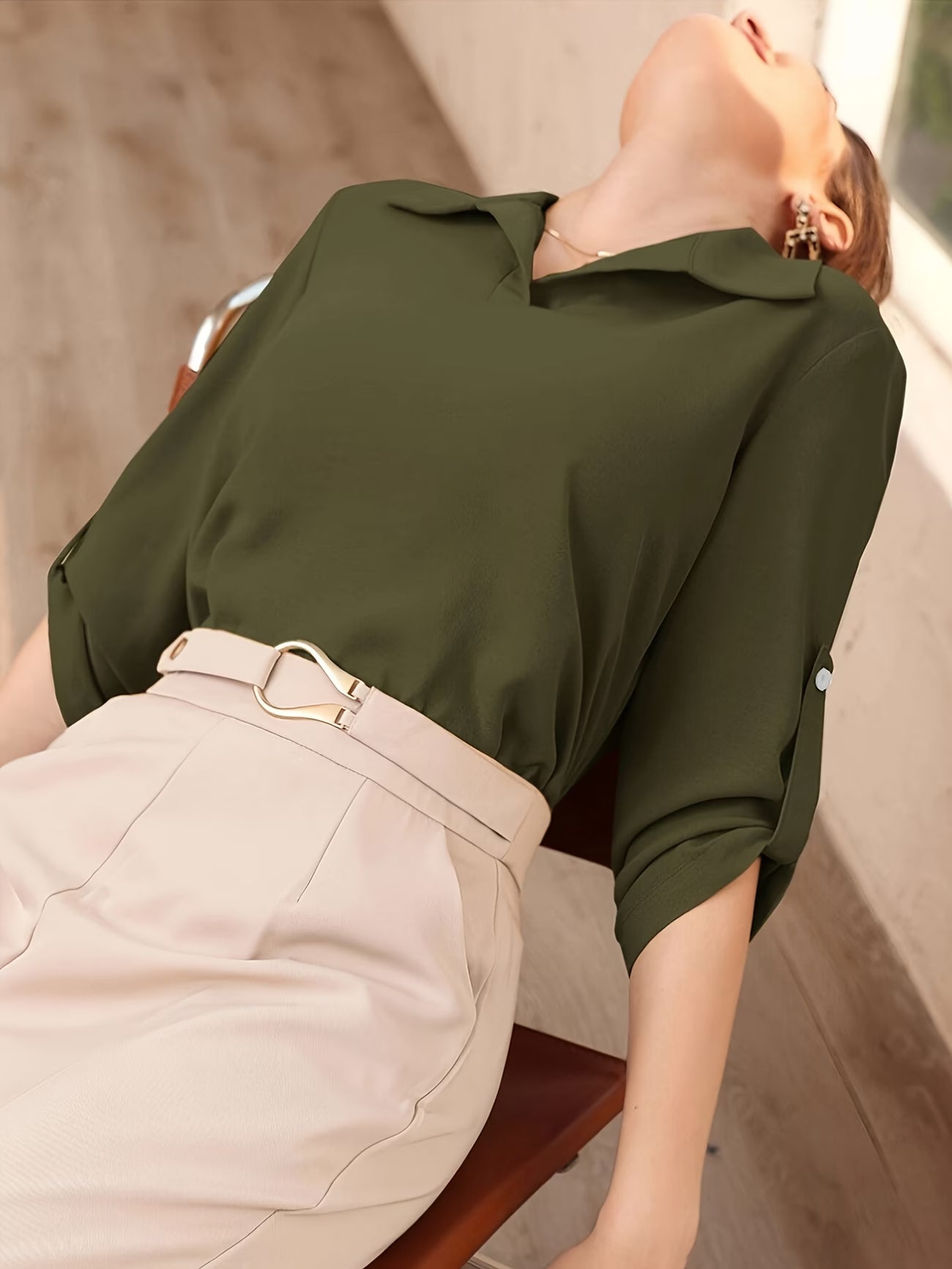 Women'S Solid Color Long Sleeve Shirt with a Collar