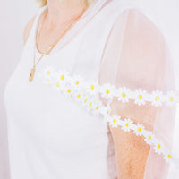 Daisy Trim 90's Bachelorette Party Veil