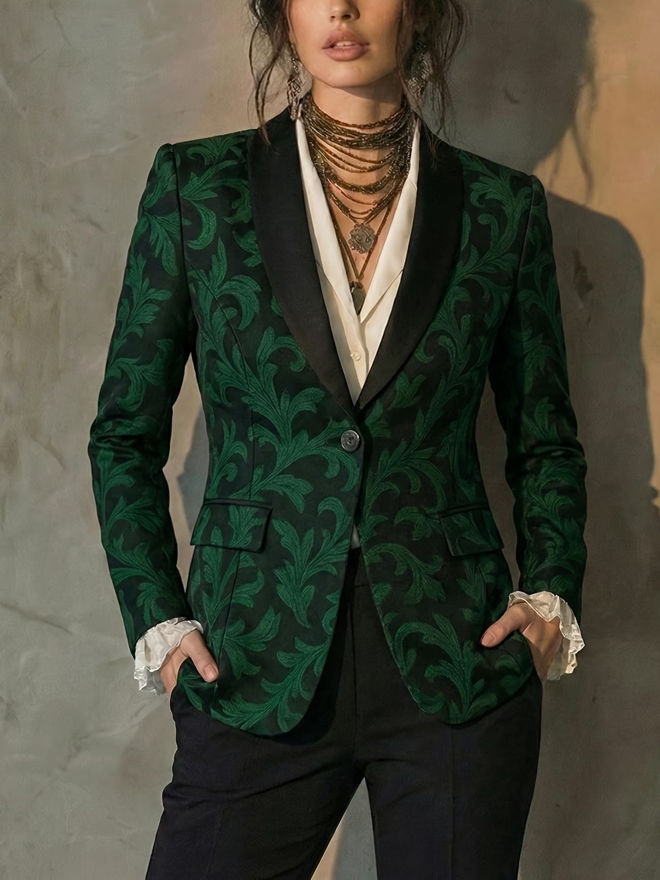 New Fashionable Printed Design Color-blocked Suit Jacket with Notch Lapel, Pockets, and Lining