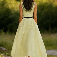 2026 French Style Waist-Cinching Sleeveless V-Neck Long Dress with Belt – High-End Elegant Spring Summer Dress